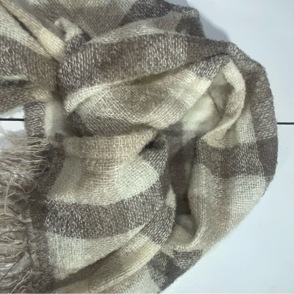 Doneyal Design Handcrafted Natural Fabrics Tan Plaid Mohair Wool Scarf Shawl - Picture 5 of 12